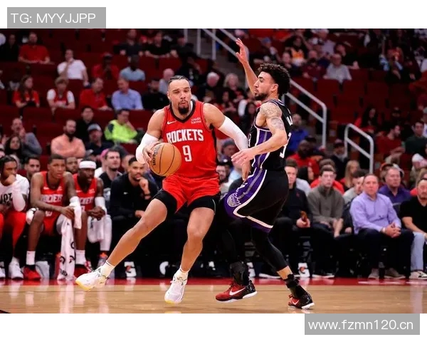 乌度卡谈与球员共情经历波波维奇的指导对我影响深远 乌度卡谈与球员共情经历波波维奇的指导对我影响深远