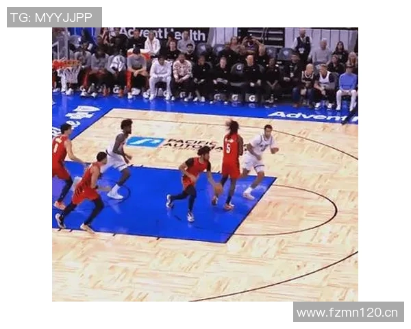 开拓者遭遇魔术绝杀解说直言球队缺乏战术应考虑更换教练 开拓者遭遇魔术绝杀解说直言球队缺乏战术应考虑更换教练