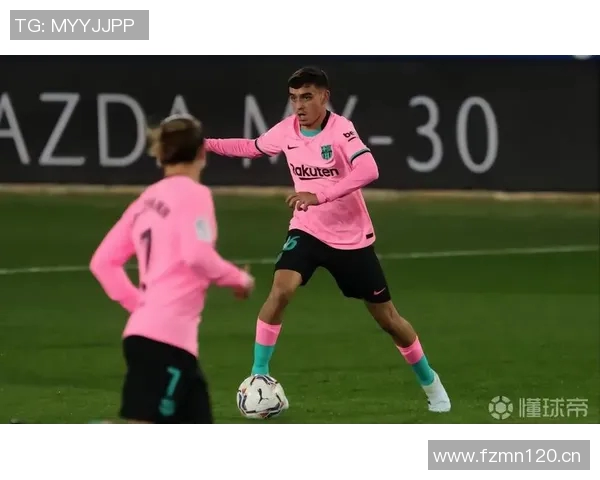 荷兰小将回应科曼评价称自己踢球风格接近佩德里并热爱观看巴萨比赛