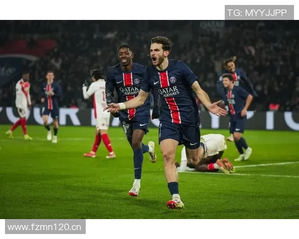 摩纳哥与巴黎对裁判VAR判罚不满卡马拉科雷尔红牌引发激烈争论